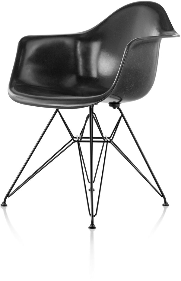 Eames® Molded Fiberglass Armchair – Wire Base - Herman Miller® - Chairs - White - Parchment - Standard Glide - HORNE