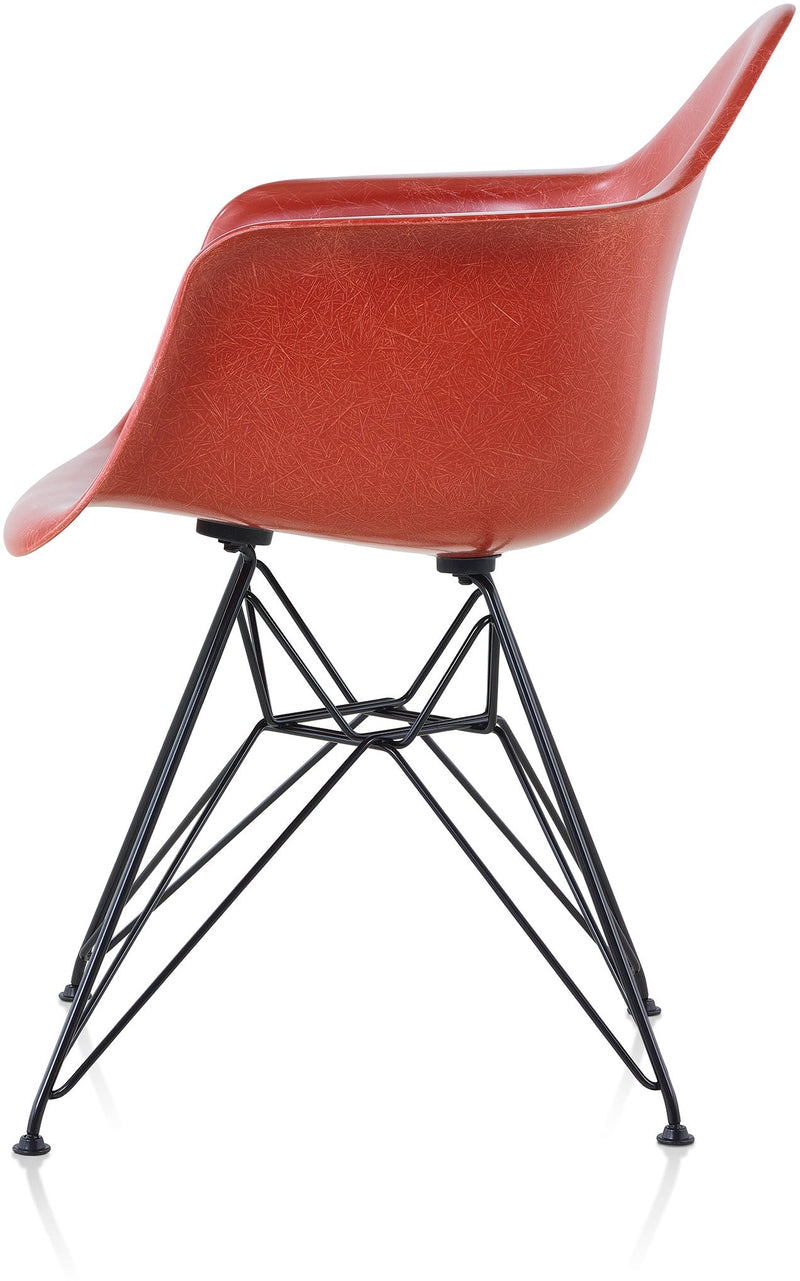 Eames® Molded Fiberglass Armchair – Wire Base - Herman Miller® - Chairs - White - Parchment - Standard Glide - HORNE