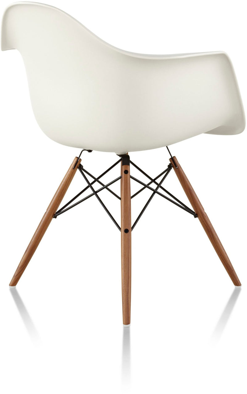 Eames® Molded Plastic Armchair – Dowel Base - Herman Miller® - Chairs - White - Natural Maple - White - HORNE