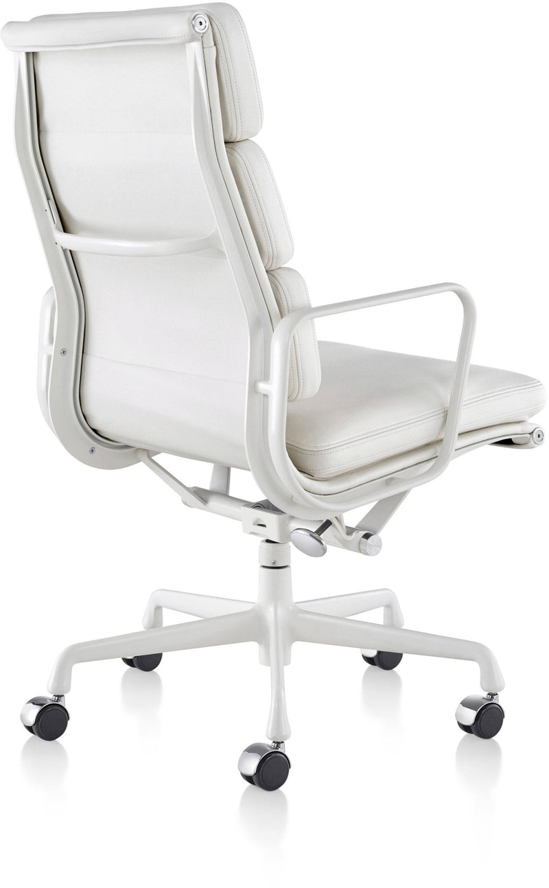 Eames® Soft Pad Executive Chair - Herman Miller® - Chairs - Casters with Manual Seat - Height Adjustment - Polished Aluminum - Prone Obsidian - HORNE