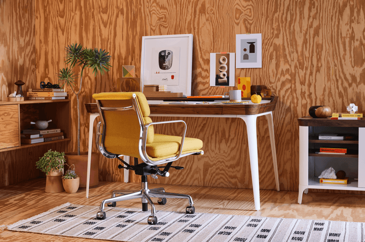 Eames® Soft Pad Management Chair - Herman Miller® - Chairs - Glides with Manual Seat - Height Adjustment - Polished Aluminum - Prone Obsidian - HORNE
