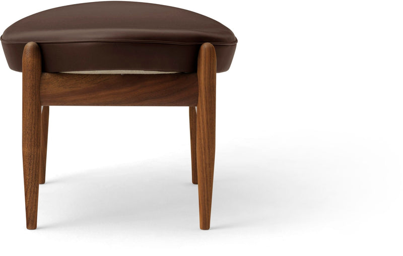 Elizabeth Ottoman - Audo Copenhagen Stools + Benches + Ottomans - Natural Oak - Dunes Leather - Cognac - HORNE