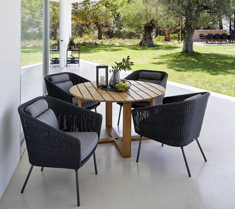 Endless Dining Table - Round - Cane Line - Outdoor Furniture - Medium - HORNE