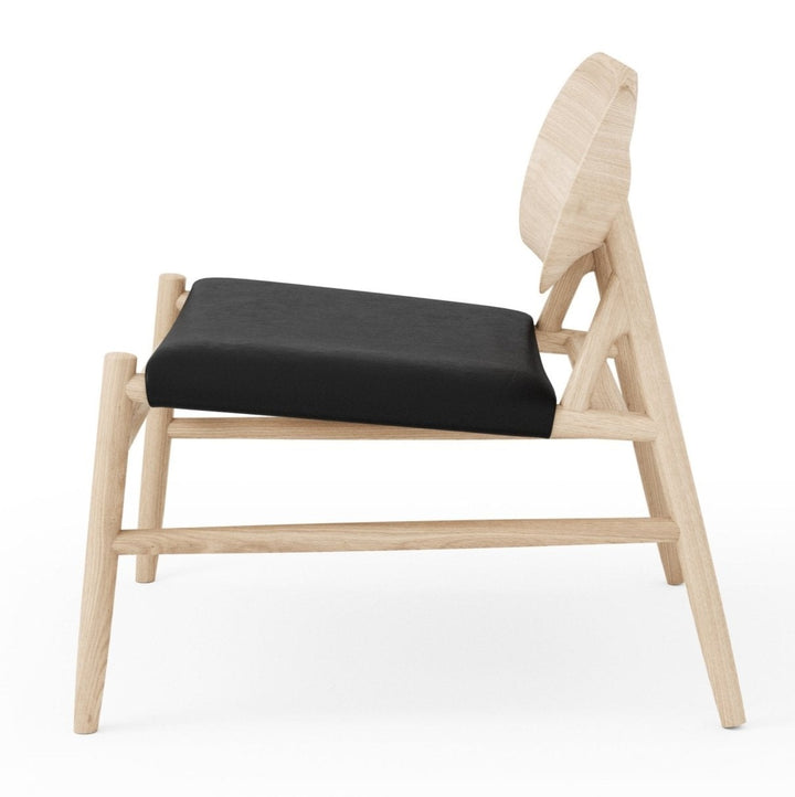 Ferdinand Lounge Chair - BRDR. Kruger - Chairs - Black Lacquered Oak - Savanne Black Leather - HORNE