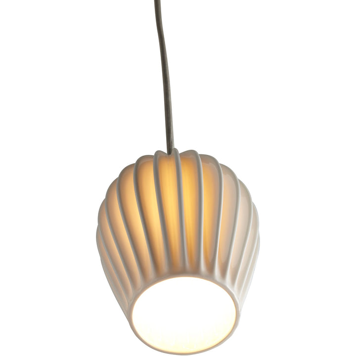 Fin Pendant