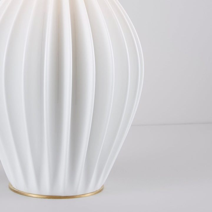 Fin Queen Table Light - Original BTC - Lamps - HORNE