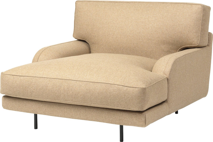 Flaneur Lounge Chair - Gubi - Chairs - Gabriel Tempt - 60152 - HORNE