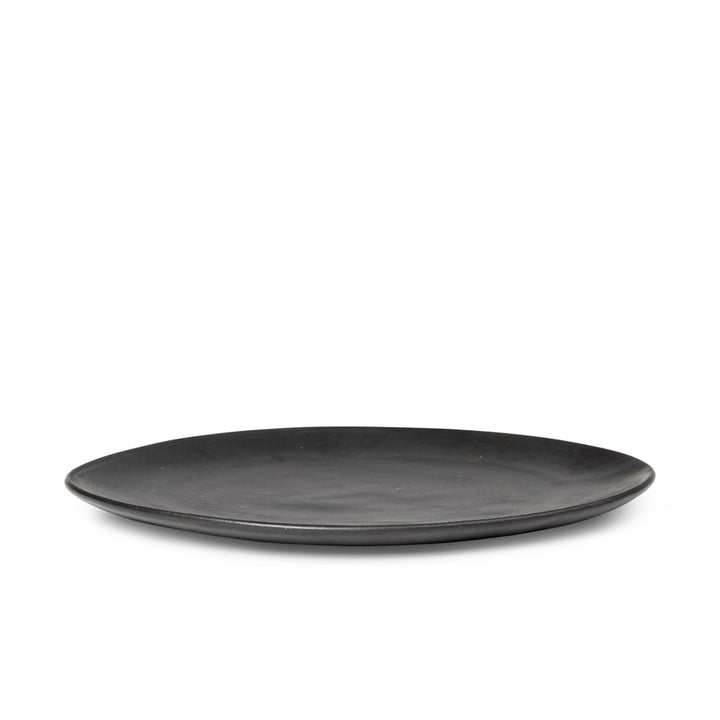 Flow Plate - Medium - Ferm Living - Dinnerware - Black - HORNE