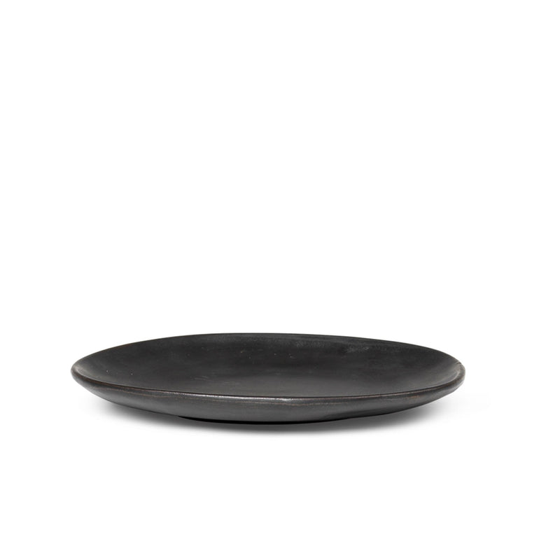 Flow Plate - Small - Ferm Living - Dinnerware - Black - HORNE