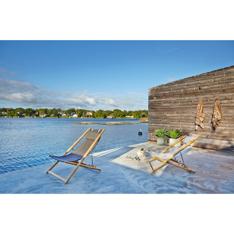 H55 Teak Lounger