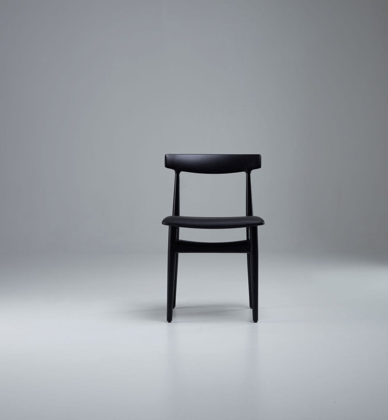Hertug Dining Chair - Eikund - Chairs - White Oiled Oak - Textile Blackened Blue - HORNE
