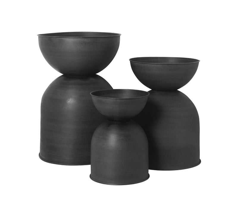 Hourglass Pot - Ferm Living - Office Accessories - Black / Dark Grey - Small - HORNE