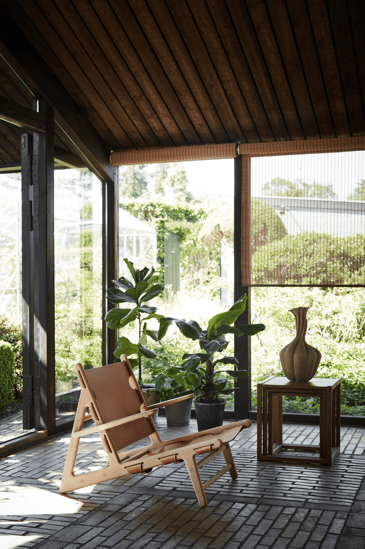 Hunting Chair - Fredericia - Chairs - Black Leather/Black Lacquered Oak - HORNE