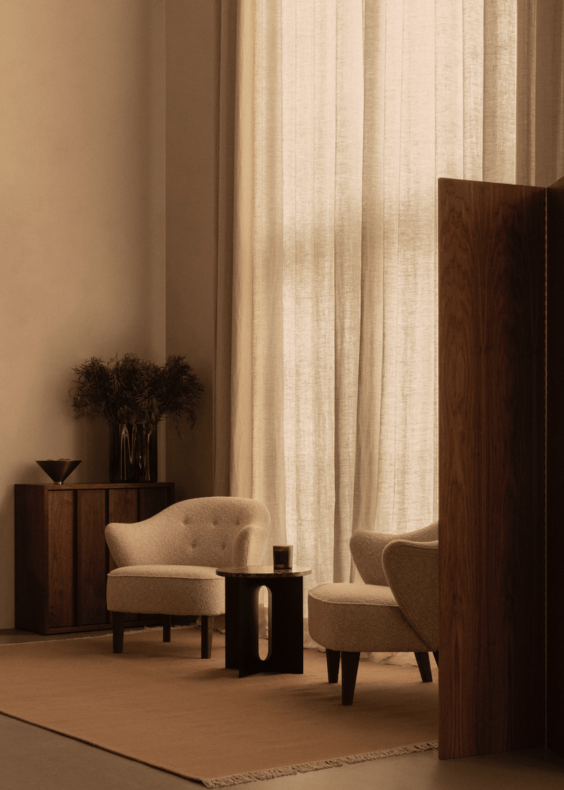 Ingeborg Lounge Chair - Sheepskin - Audo Copenhagen - Chairs - Moonlight - Smoked Oak - HORNE