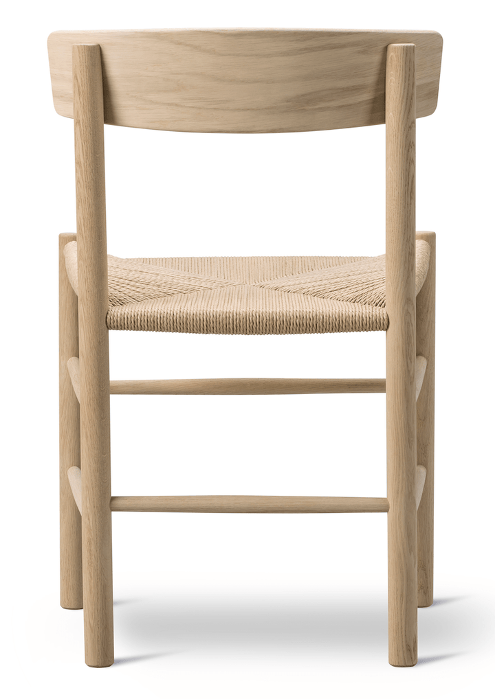 J39 Mogensen Chair - Fredericia - Chairs - Oiled Walnut - HORNE