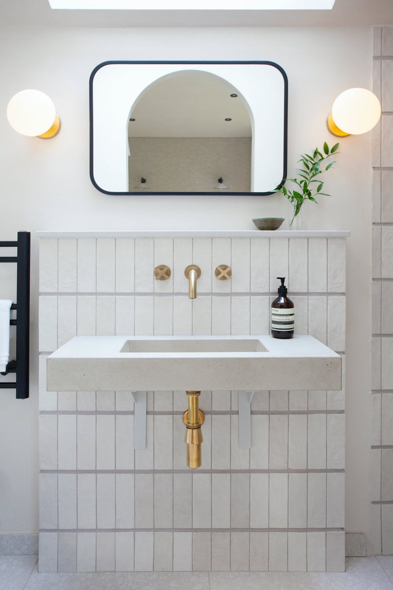 Lochan Wall Sconce - Tala - Brass - Oval - HORNE