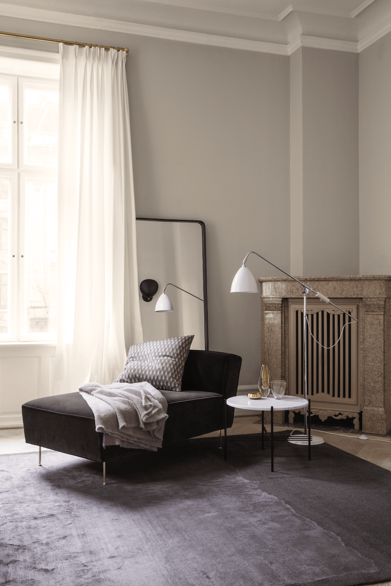 Modern Line Chaise Lounge - Gubi - Sofas - Black Matte - Gabriel Tempt - 60152 - HORNE