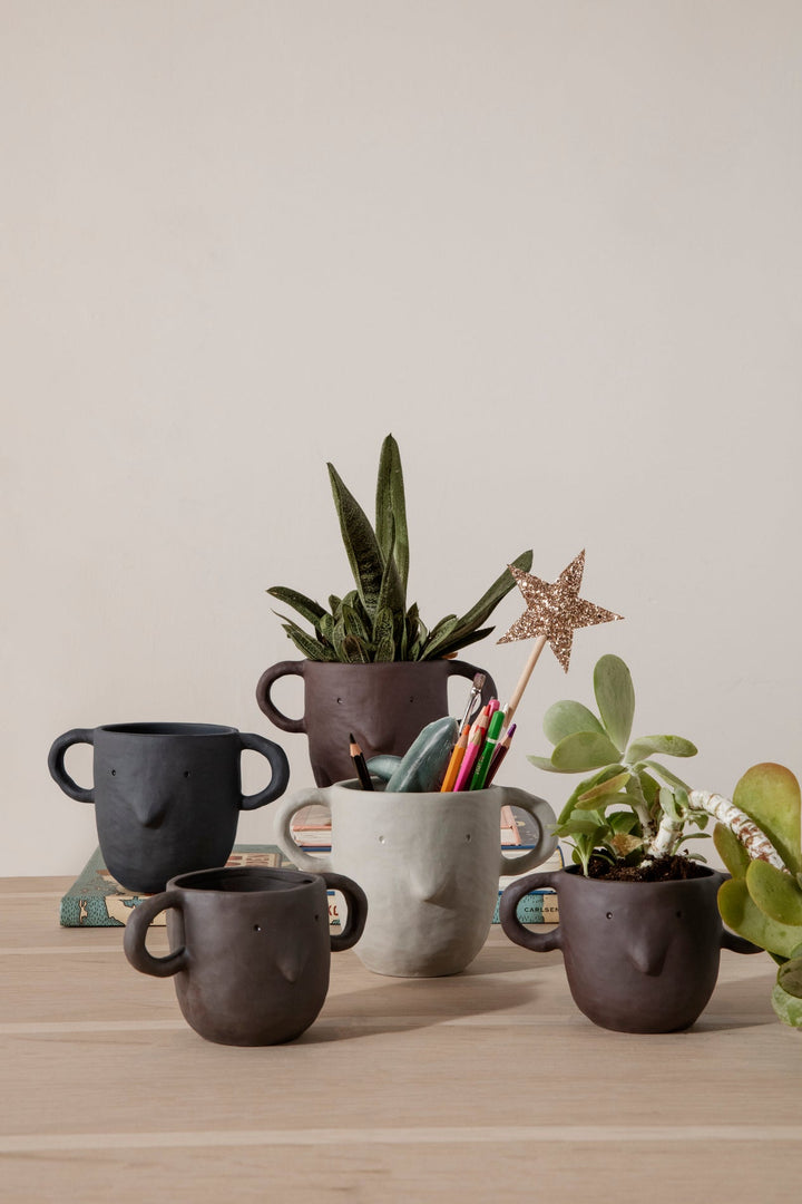 Mus Plant Pot - Ferm Living - Pots & Planters - Sand - Extra Large - HORNE