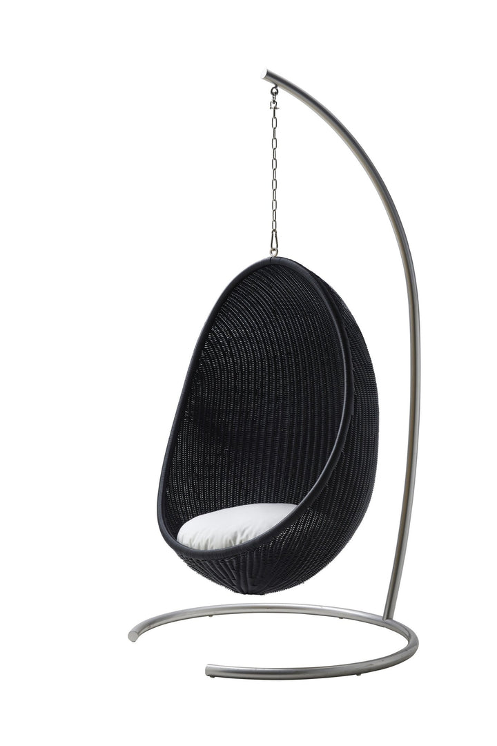 Nanna Ditzel Hanging Egg Chair Exterior - Sika Design - Outdoor Furniture - ArtFibre Black - Tempotest White Canvas - With Chain + Stand - HORNE