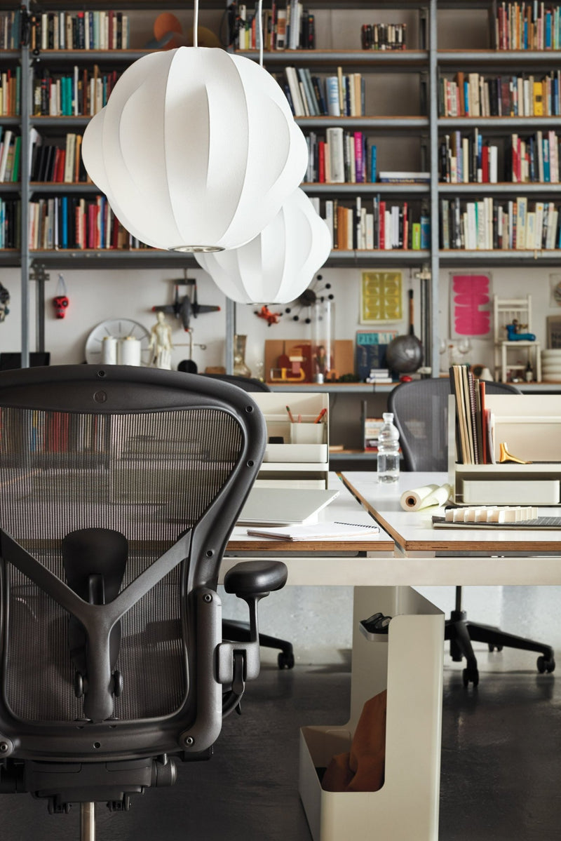 George Nelson Bubble Pendant - Crisscross Pear