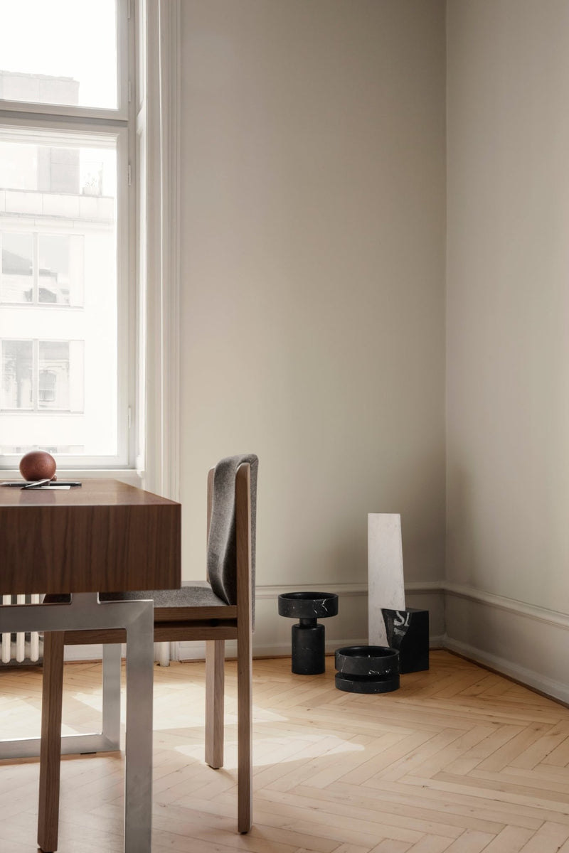 Office Desk - Karakter - Coffee Tables - White Lacquered Oak - Grey - HORNE