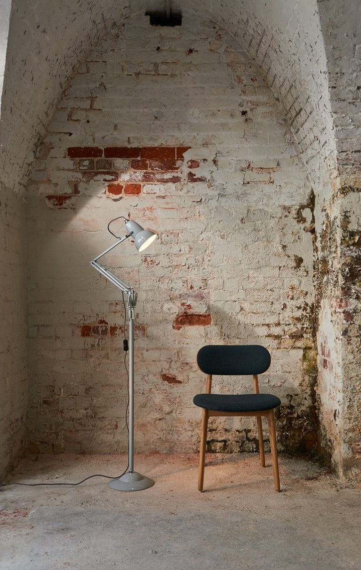 Original 1227 Floor Lamp - Anglepoise - Floor Lamps - Linen White - HORNE