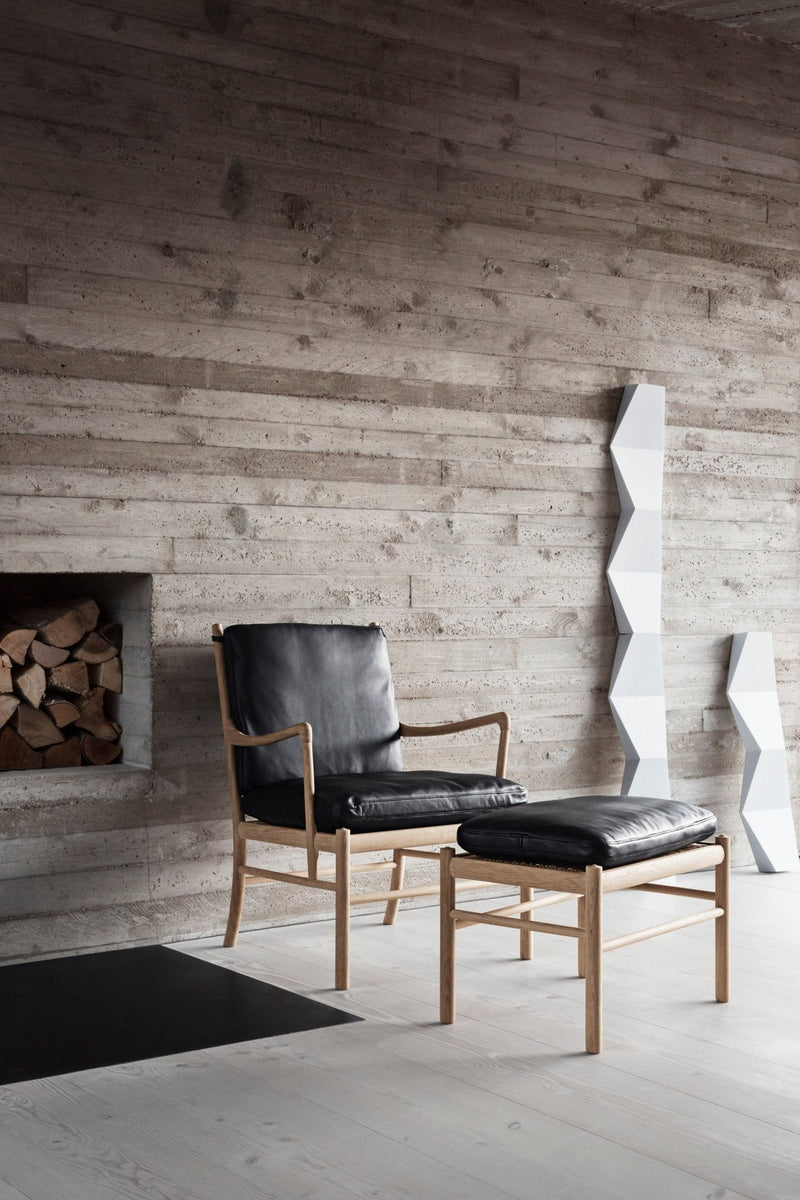 OW149F Colonial Foot Stool - Carl Hansen & Son - Stools + Benches + Ottomans - Soaped Oak/Thor 307 - HORNE