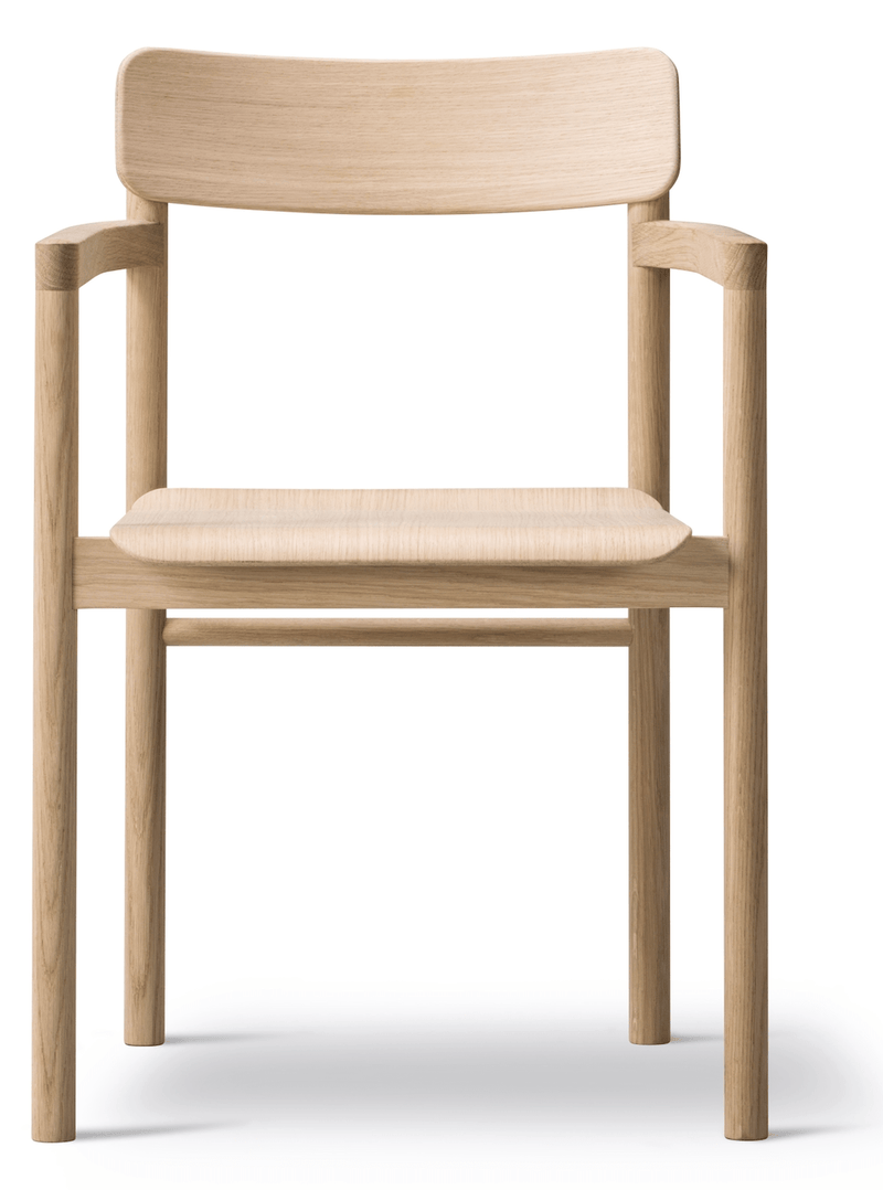 Post Chair - Fredericia - Chairs - Oak Lacquered - HORNE
