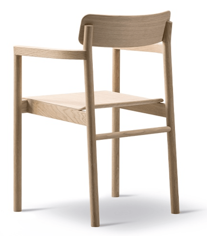Post Chair - Fredericia - Chairs - Oak Lacquered - HORNE