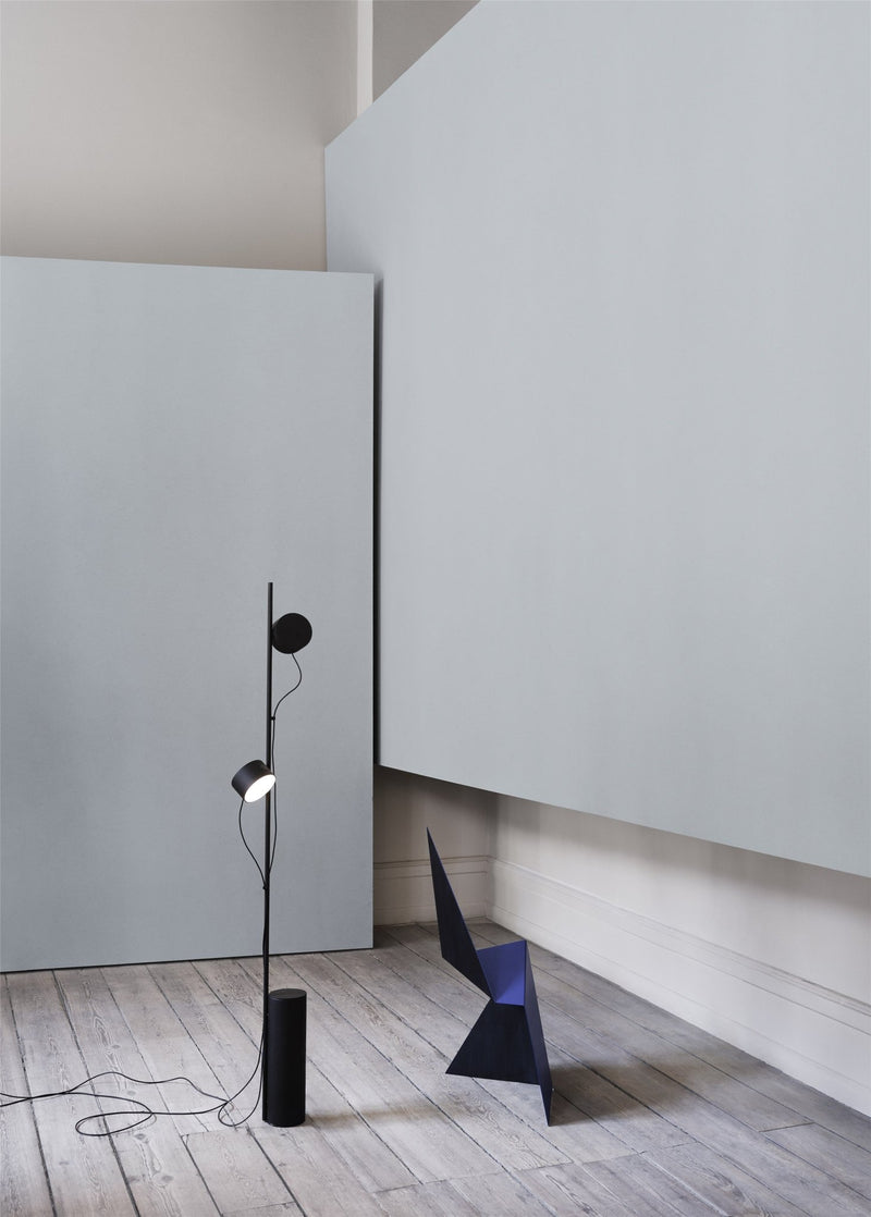 Post Floor Lamp - Muuto - Floor Lamps - HORNE