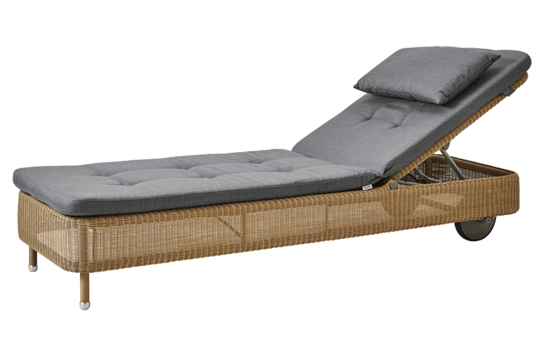Presley Sunbed - Cane Line - Outdoor Furniture - Taupe - Grey Natté w/QuickDry & Airflow system - HORNE