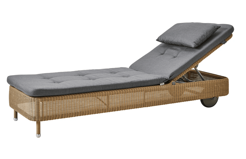 Presley Sunbed - Cane Line - Outdoor Furniture - Taupe - Grey Natté w/QuickDry & Airflow system - HORNE
