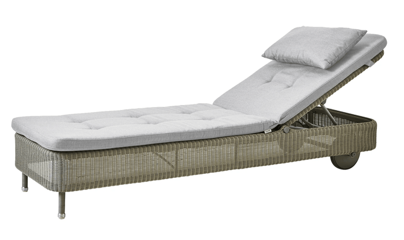 Presley Sunbed - Cane Line - Outdoor Furniture - Taupe - Grey Natté w/QuickDry & Airflow system - HORNE