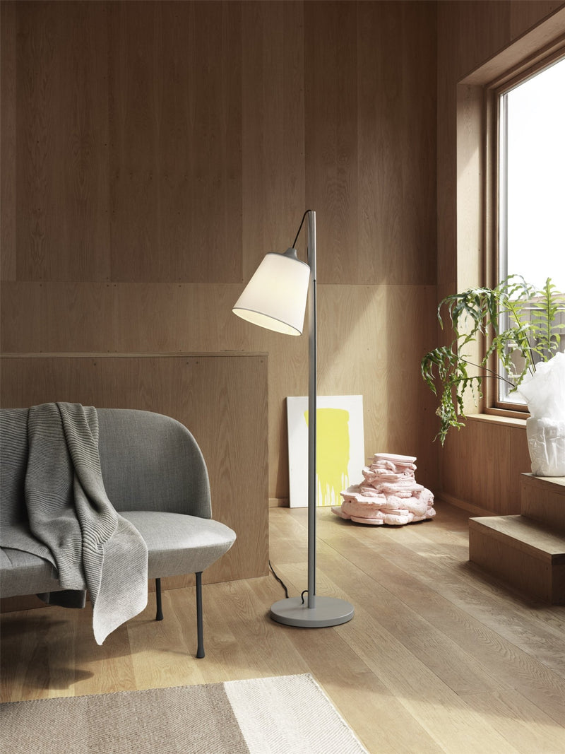 Pull Floor Lamp - Muuto - Floor Lamps - Oak/White - HORNE