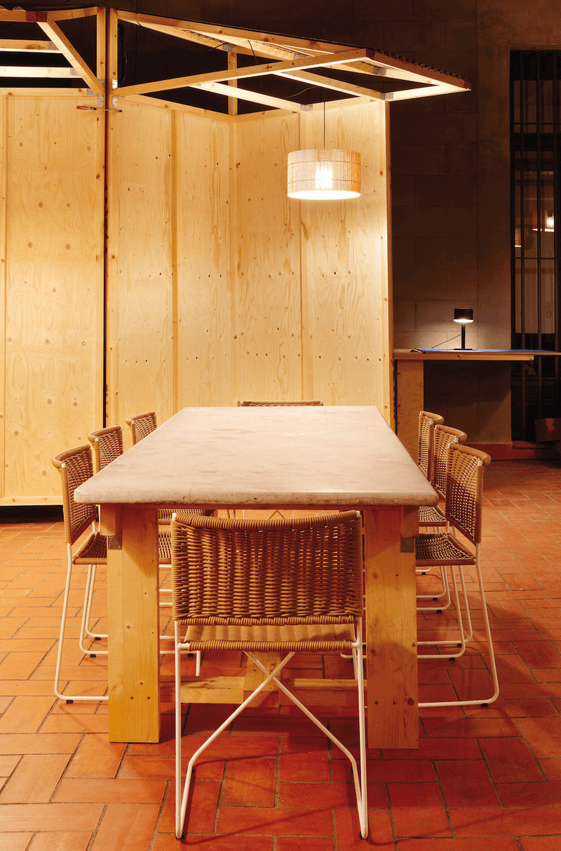 Ramón Chair - Set of 4 - Santa & Cole - Chairs - Natural - HORNE