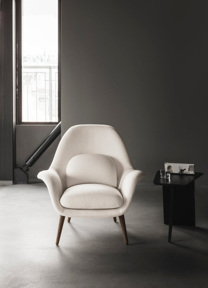 Risom Magazine Table - Fredericia - Tables + Desks - Lacquered - HORNE