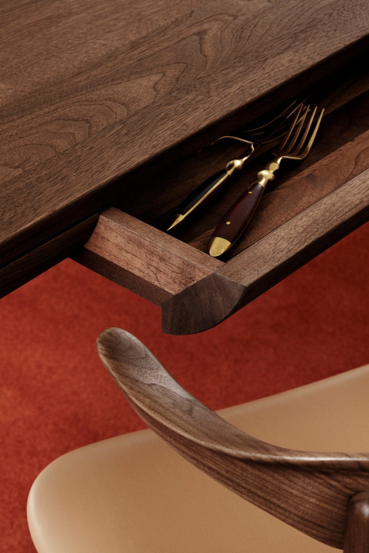 Rúna Dining Table - Warm Nordic - Tables - Teak Oiled Oak - HORNE