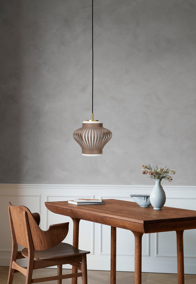 Rúna Office Desk - Warm Nordic - Desks - Oiled Walnut - HORNE