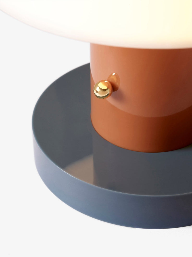 Setago Portable Lamp JH27 - &Tradition - Table + Task - Nude/Forest - HORNE