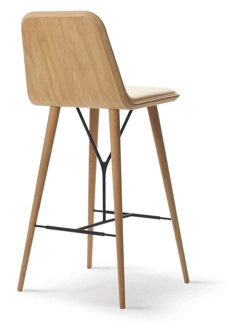 Spine Wood Base Barstool - Lacquered Oak - Fredericia - Stools + Benches + Ottomans - Counter Height - Vegetal 90 - HORNE
