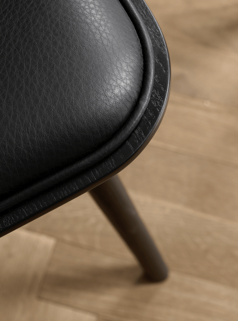 Spine Wood Base Chair - Black Lacquered Oak - Fredericia - Chairs - Harald 182 - HORNE