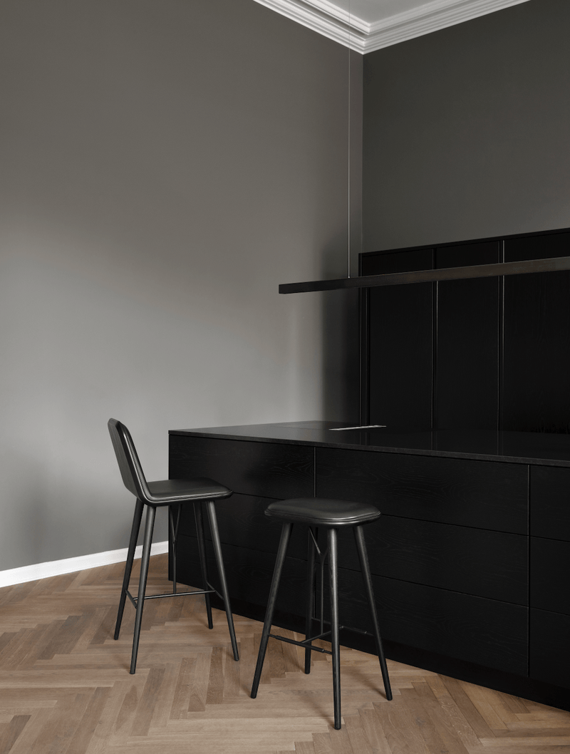 Spine Wood Base Stool - Black Lacquered Oak - Fredericia - Stools + Benches + Ottomans - Counter Height - Primo 88 - HORNE