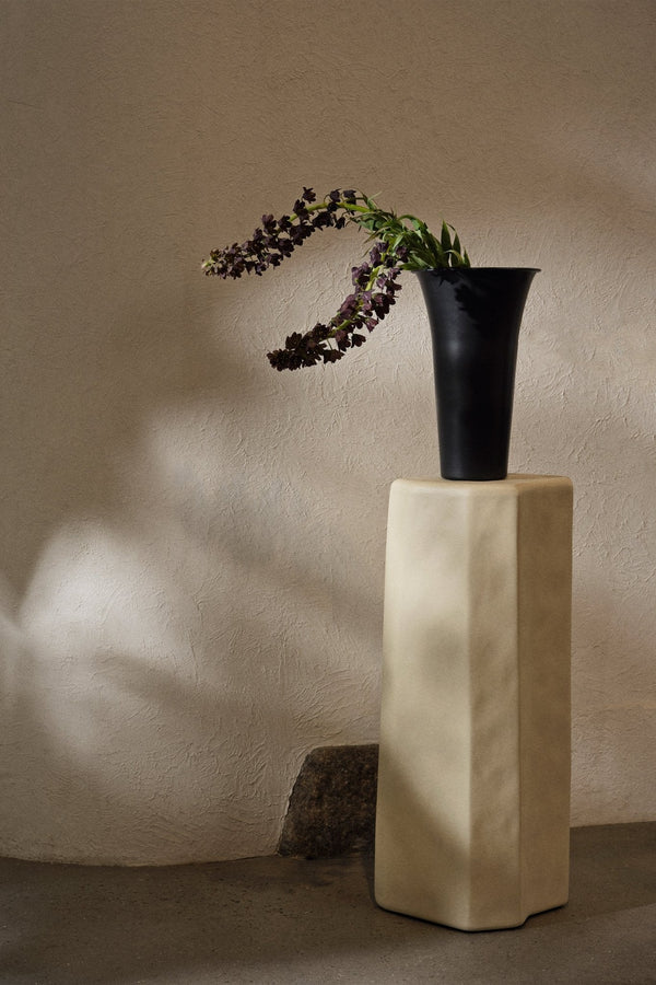 Spun Alu Vase - Ferm Living - Vases - HORNE