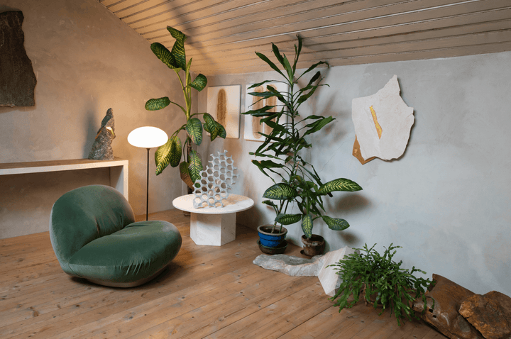 Stemlite Floor Lamp - Gubi - Floor Lamps - Pebble Grey - HORNE