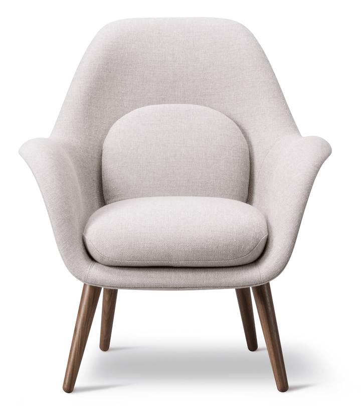 Swoon Lounge Petit Wood Base - Walnut - Fredericia - Chairs - Sunniva 717 - HORNE