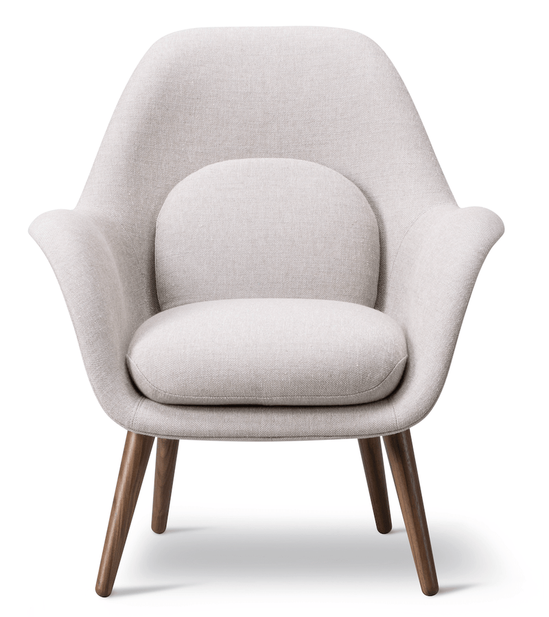 Swoon Lounge Petit Wood Base - Walnut - Fredericia - Chairs - Hallingdal 180 - HORNE