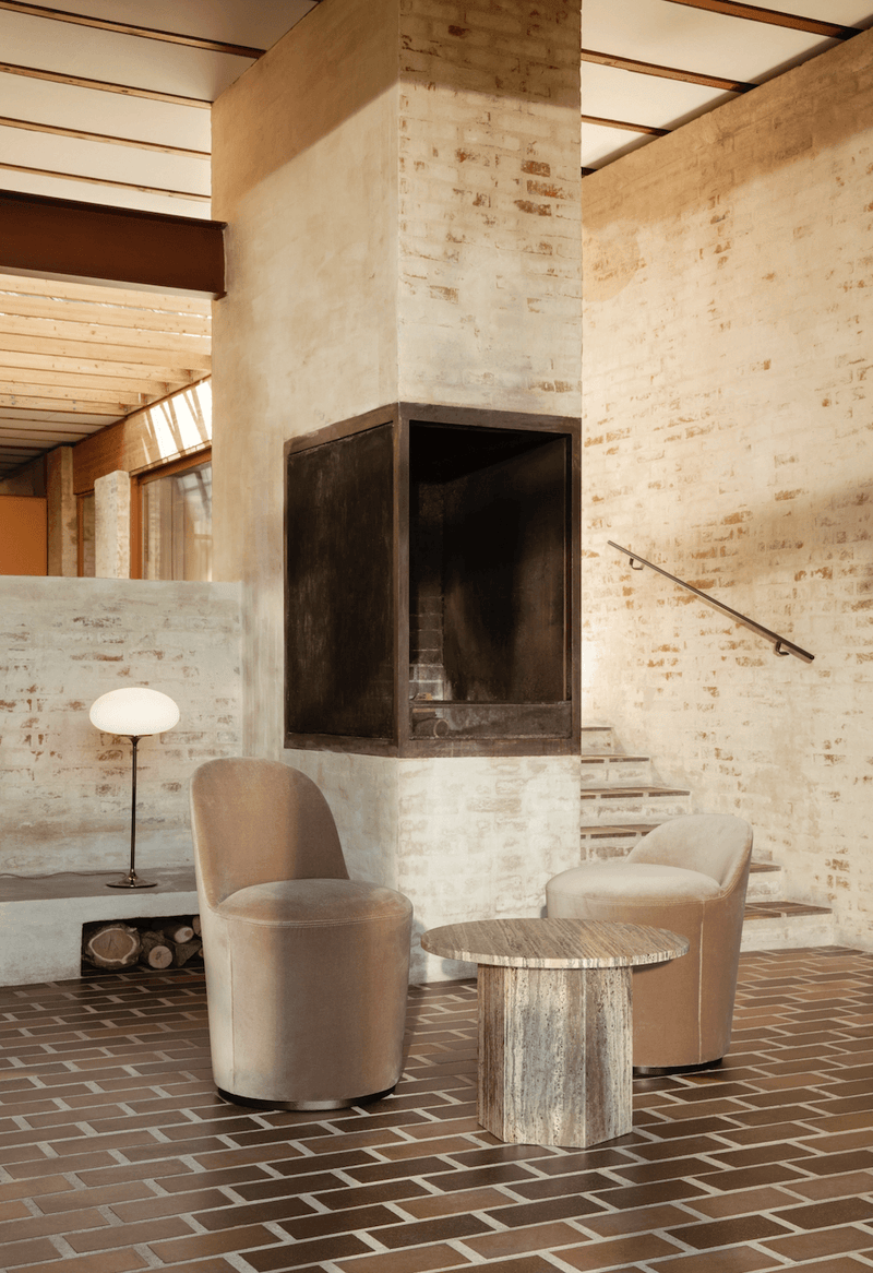 Tail Dining Chair - High Back - Gubi - Chairs - Black Matte - Gabriel Tempt - 60152 - HORNE