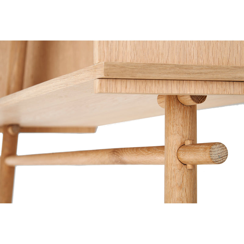 Töjbox Wood Clothing Rack & Shelf