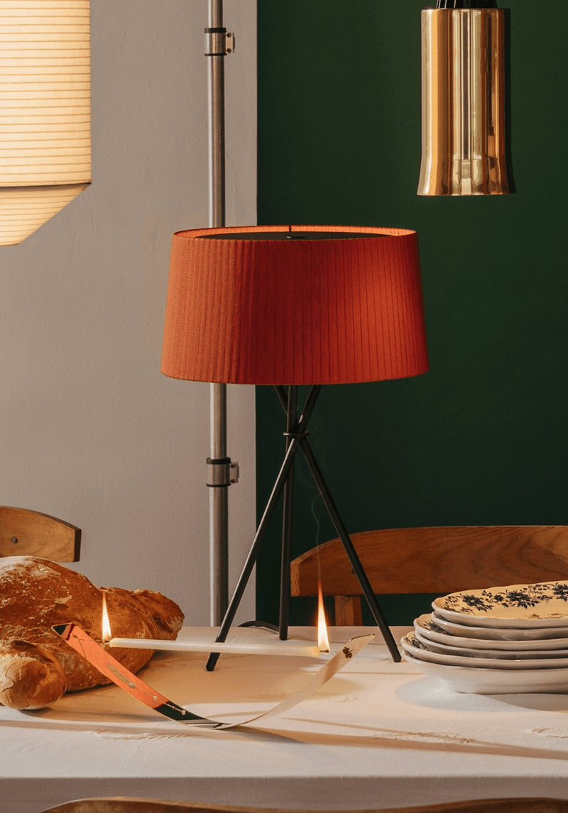 Trípode G6 Table Lamp - Santa & Cole - Table + Task - Natural - HORNE