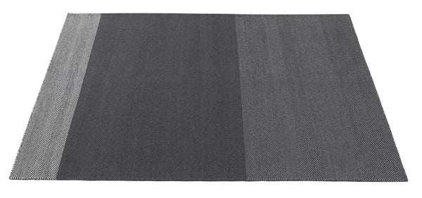 Varjo Rug - Muuto - Rugs - Small - Dark Grey - HORNE